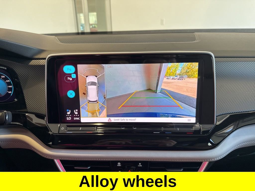 New 2026 Volkswagen Atlas Cross Sport SEL Premium R-Line image 22