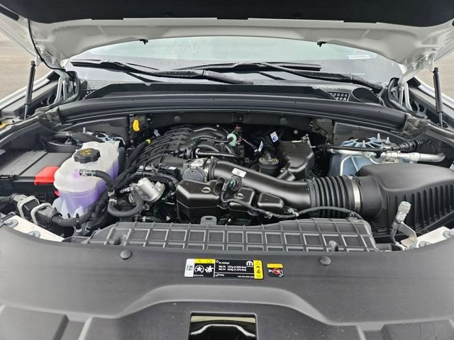 New 2025 Jeep Grand Cherokee Altitude image 22