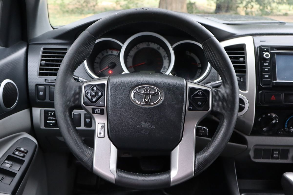 Used 2014 Toyota Tacoma V6 image 19