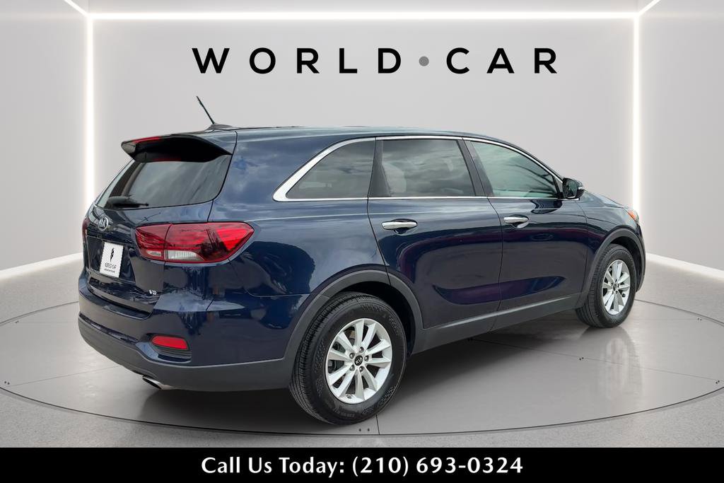 Used 2019 Kia Sorento FWD V6 image 7