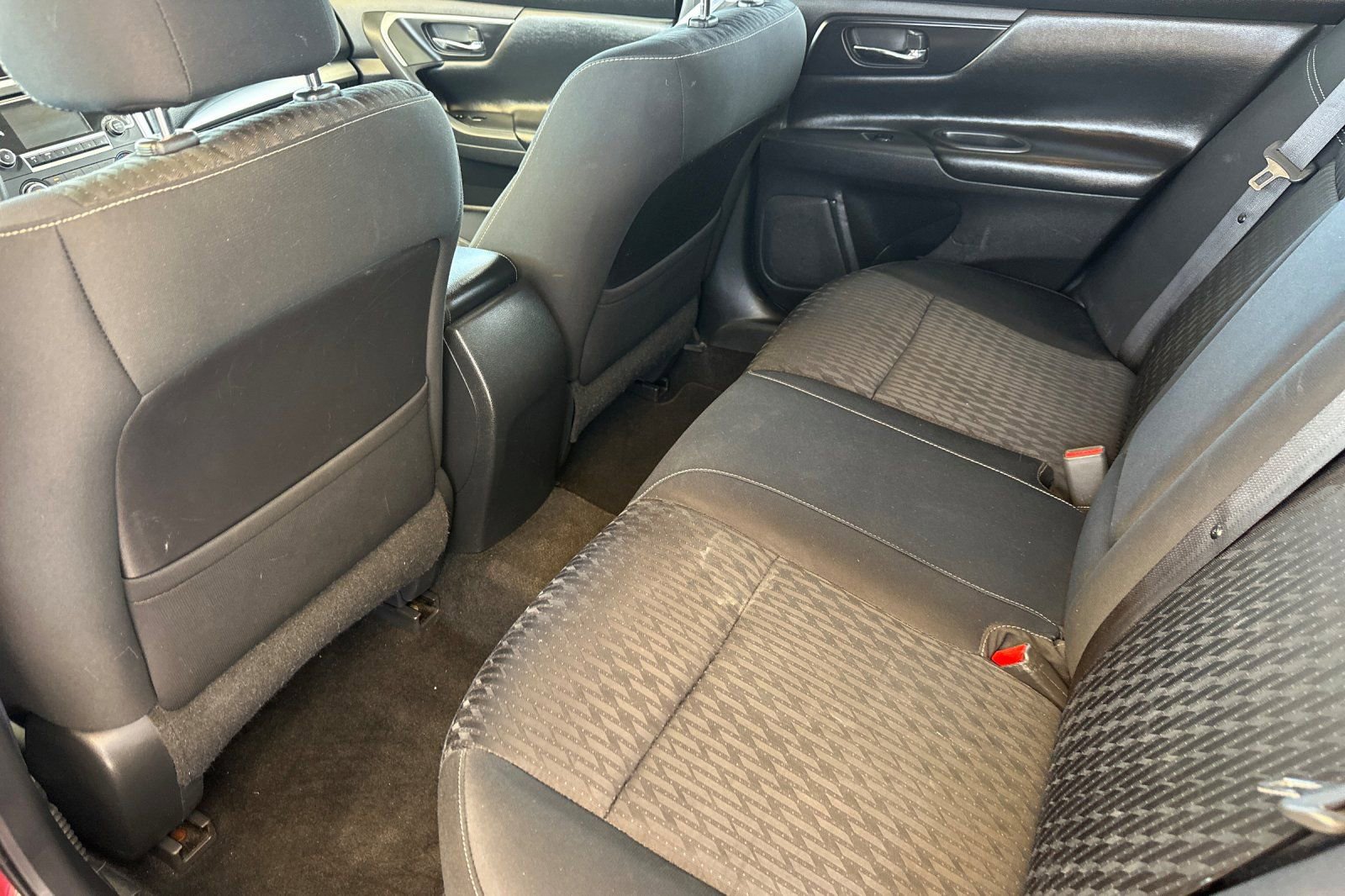 Used 2017 Nissan Altima 2.5 S w/ Power Driver Seat Package FWD image 12