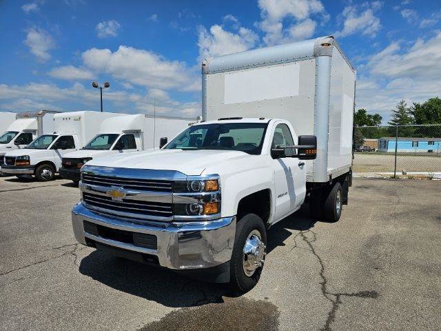 Used 2018 Chevrolet Silverado 3500 W/T w/ WT Convenience Package RWD image 4
