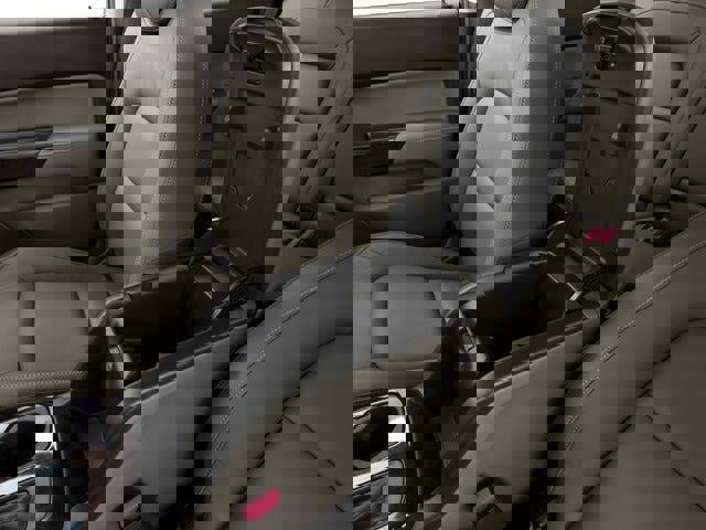 Used 2016 GMC Canyon SLT w/ Driver Alert Package image 17