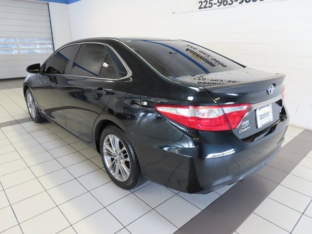 Used 2015 Toyota Camry SE image 12
