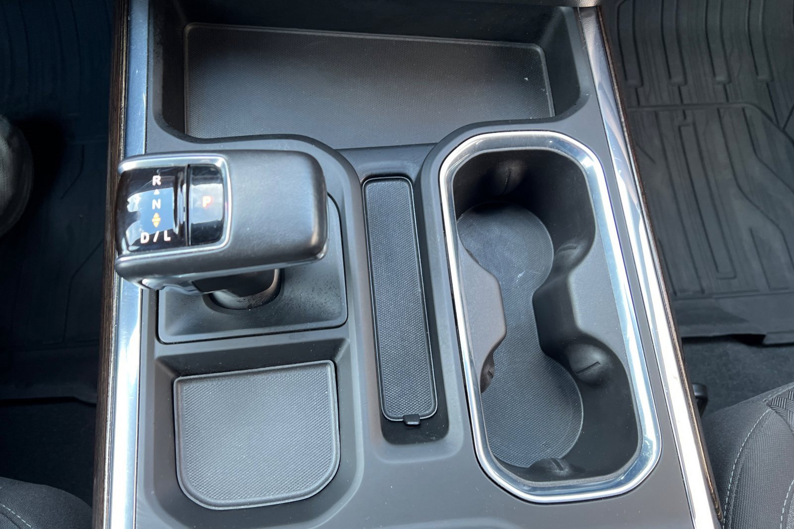 Used 2022 GMC Sierra 1500 Elevation image 39