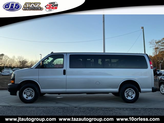 Used 2021 Chevrolet Express 3500 LS RWD image 4