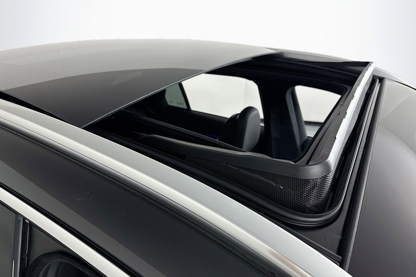 New 2026 Mercedes-Benz GLC 300 image 21