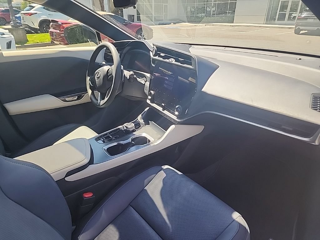 Certified 2023 Lexus RZ 450e Premium w/ Technology Package AWD/4WD image 20