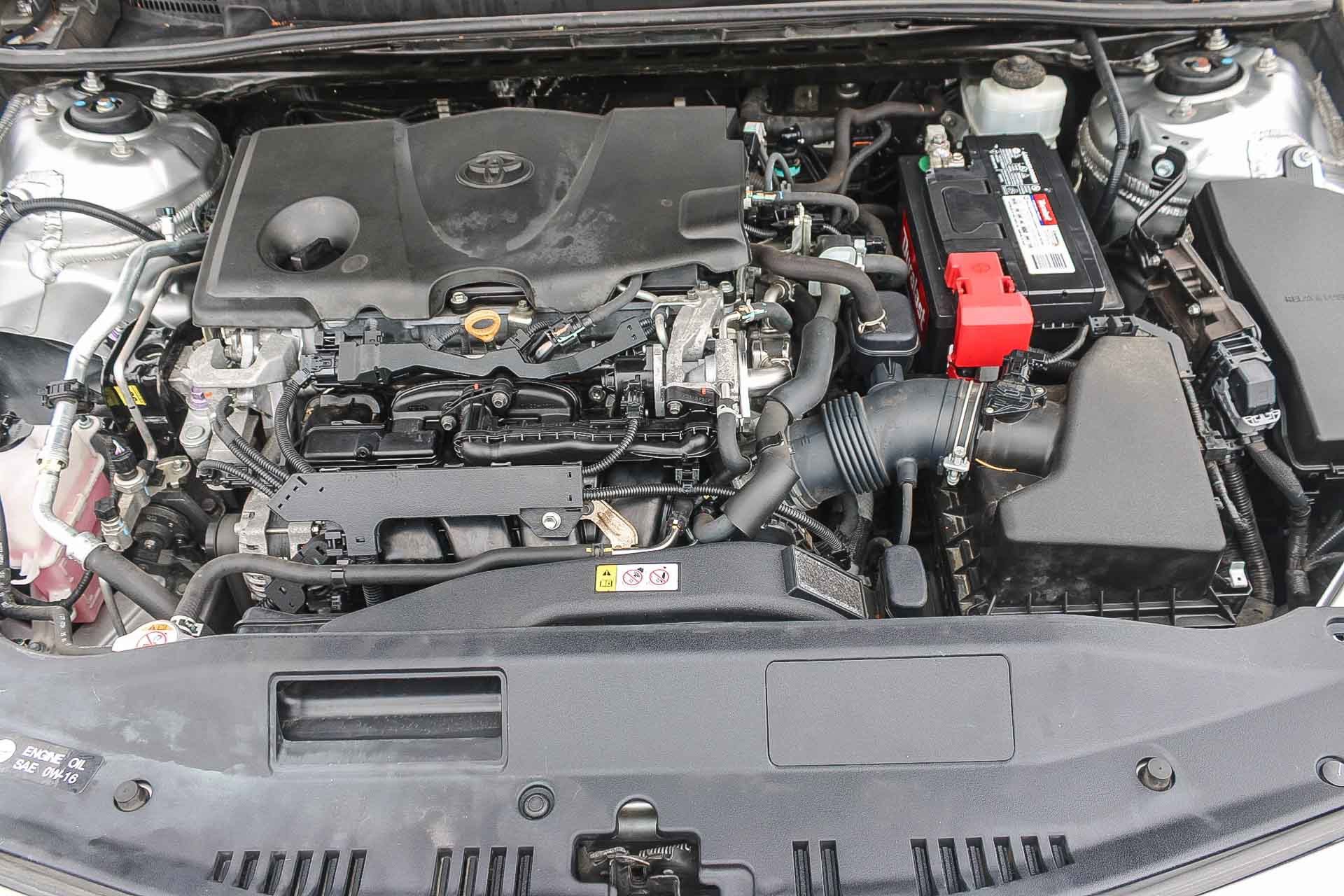 Used 2019 Toyota Camry SE w/ Carpet Mat Package FWD image 27