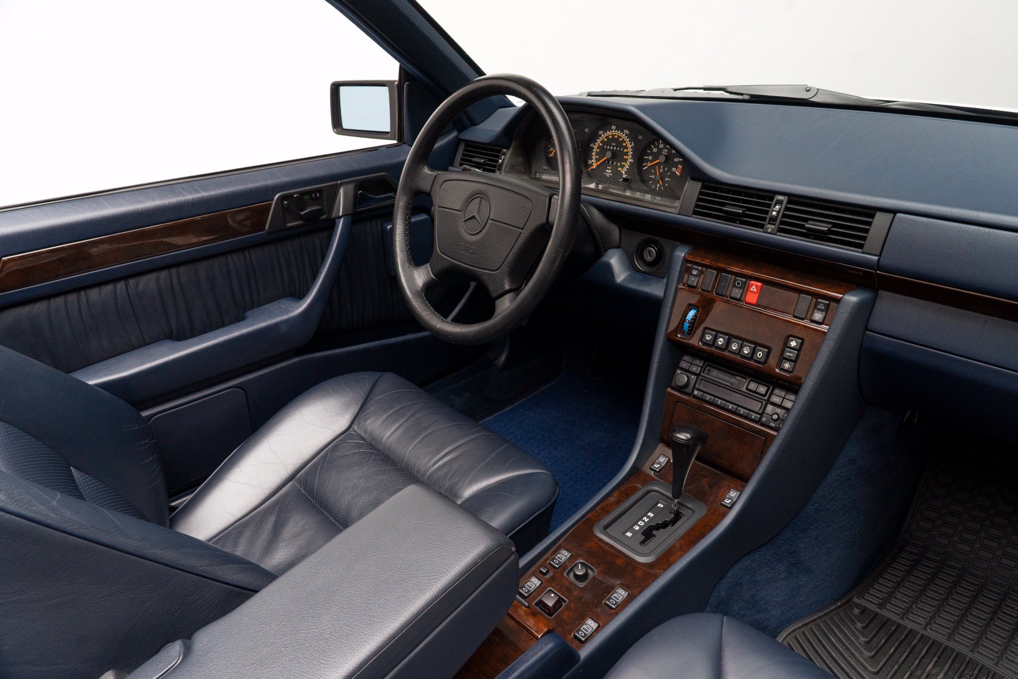 Used 1995 Mercedes-Benz E 320 Convertible image 56