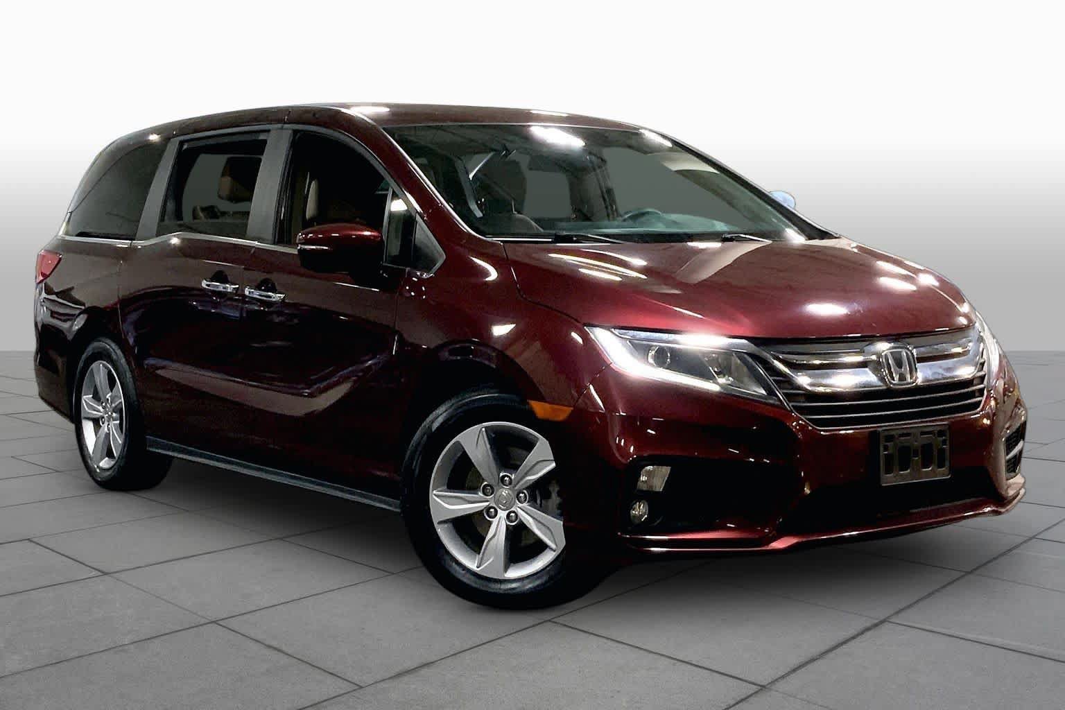 Used 2018 Honda Odyssey EX image 3