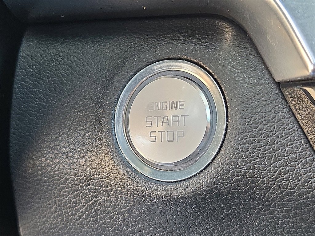 Used 2021 Kia Telluride EX image 25