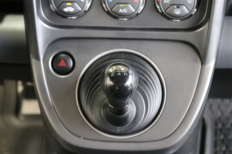 Used 2005 Honda Element EX image 79