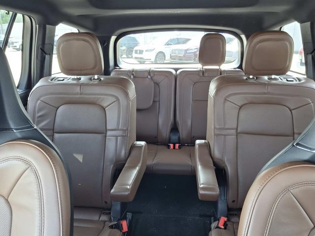 Certified 2023 Lincoln Aviator Reserve w/ Equipment Group 201A AWD/4WD image 19
