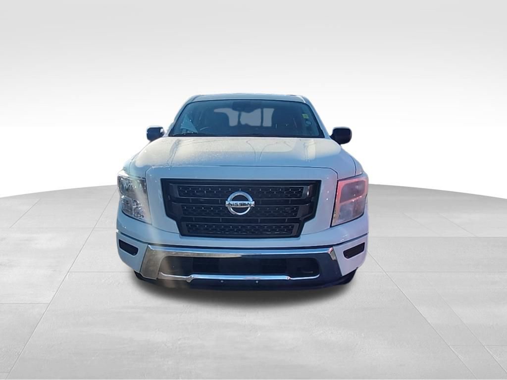 Used 2022 Nissan Titan SV AWD/4WD image 13