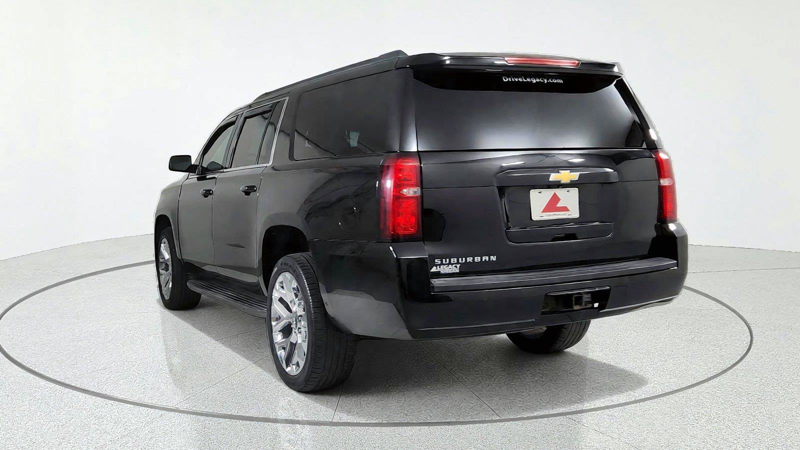 Used 2016 Chevrolet Suburban LT AWD/4WD image 5