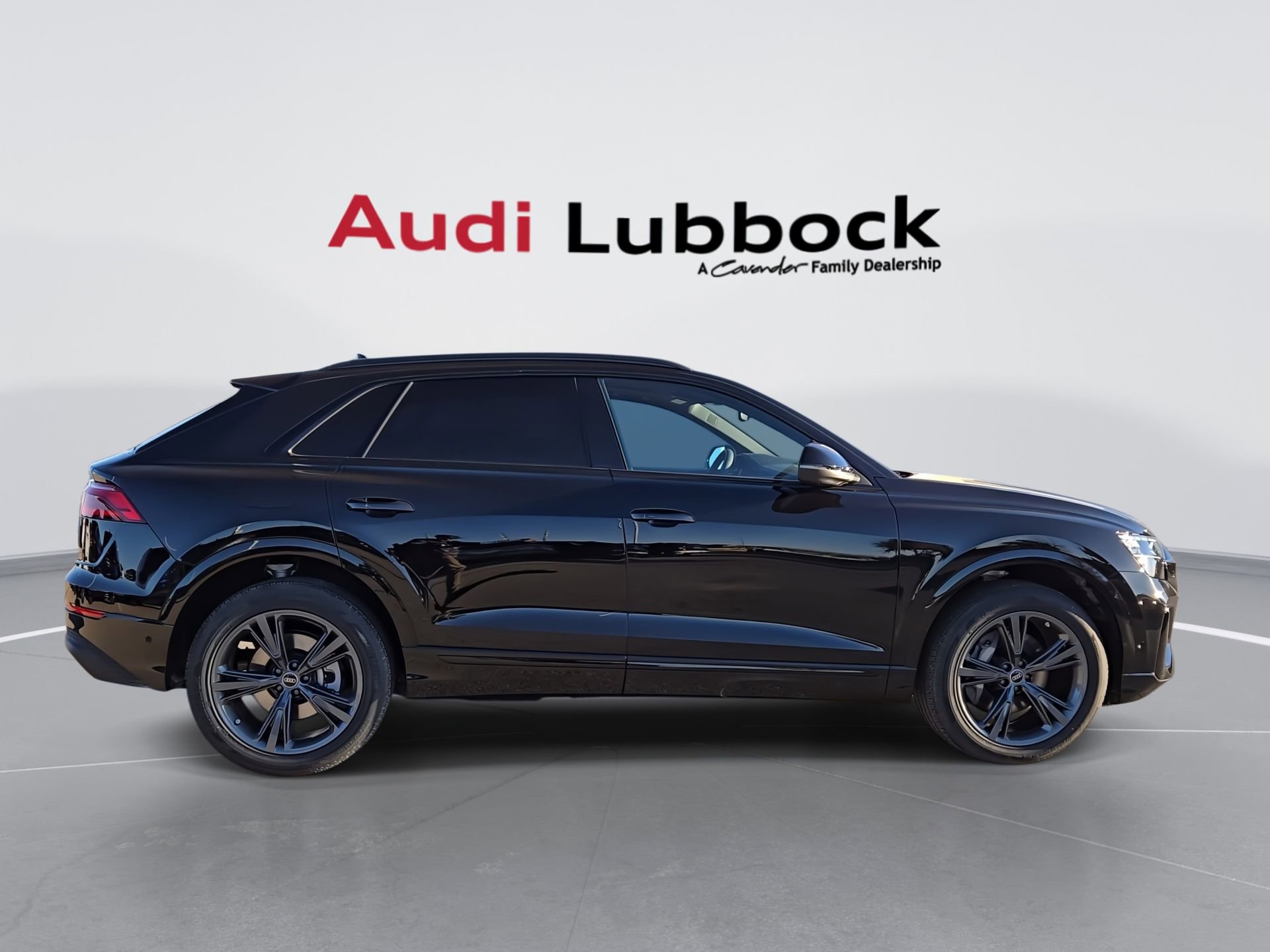 New 2026 Audi Q8 Premium image 9