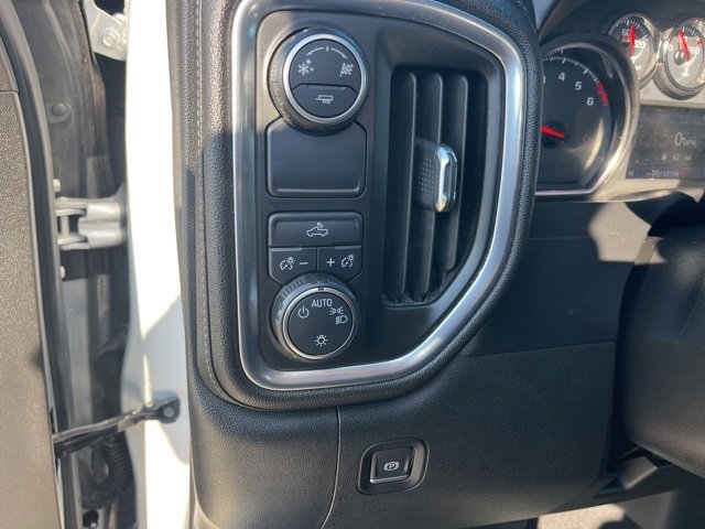 Used 2019 Chevrolet Silverado 1500 LT w/ Texas Edition image 14