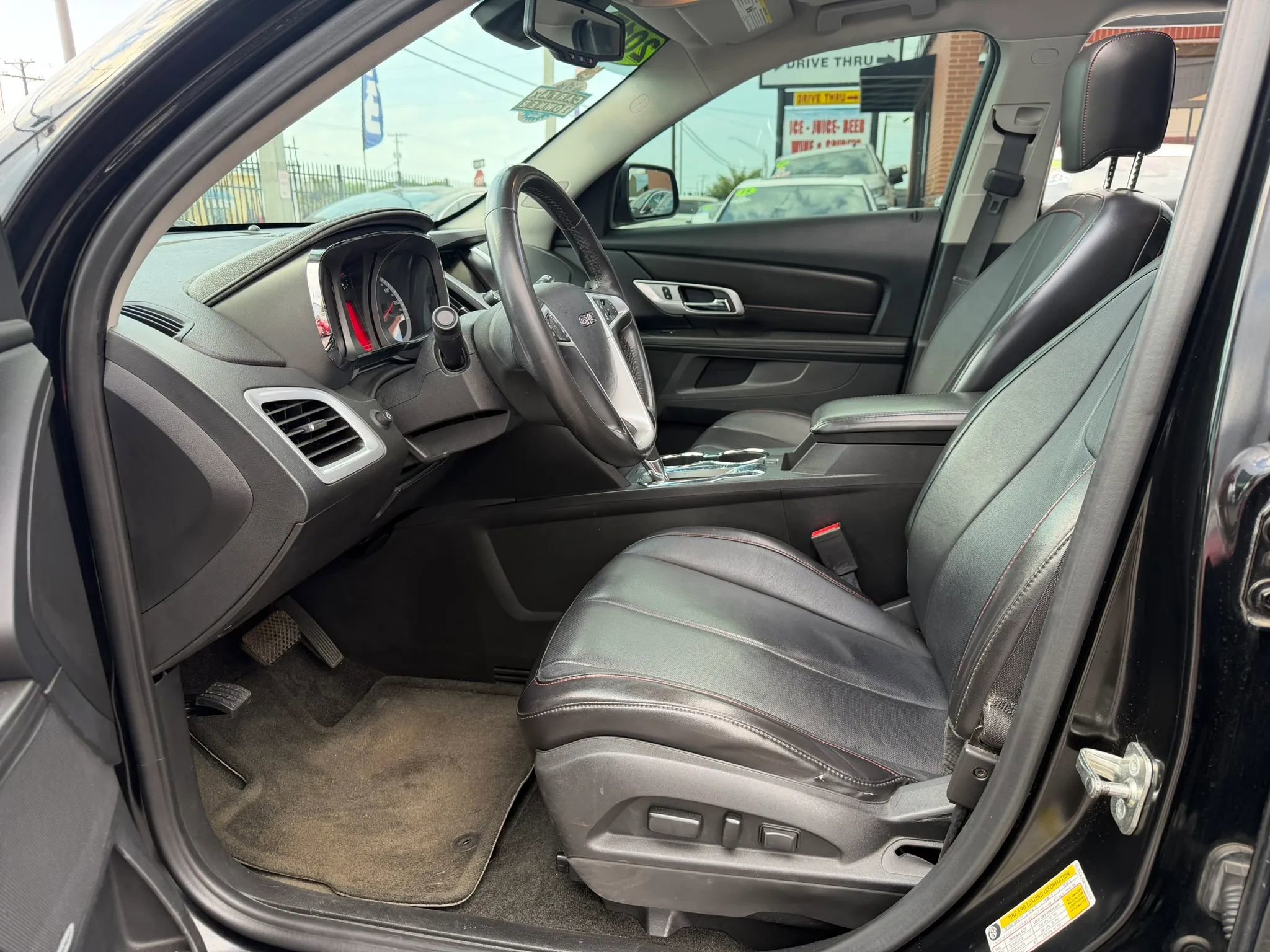 Used 2017 GMC Terrain SLT w/ Open Road Package image 10