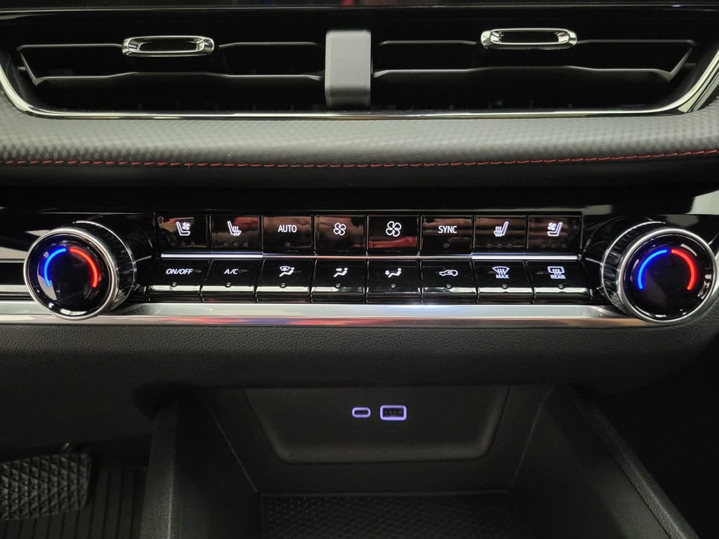 New 2026 Chevrolet Equinox RS w/ Convenience Package III image 11