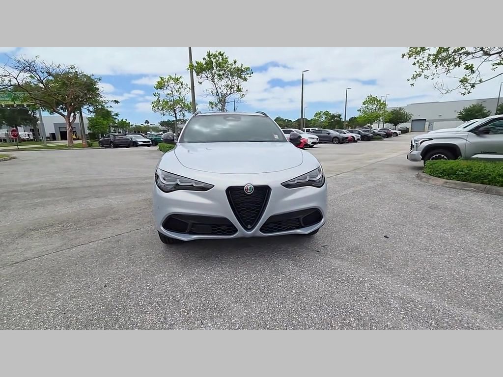 New 2025 Alfa Romeo Stelvio Sprint AWD/4WD image 38