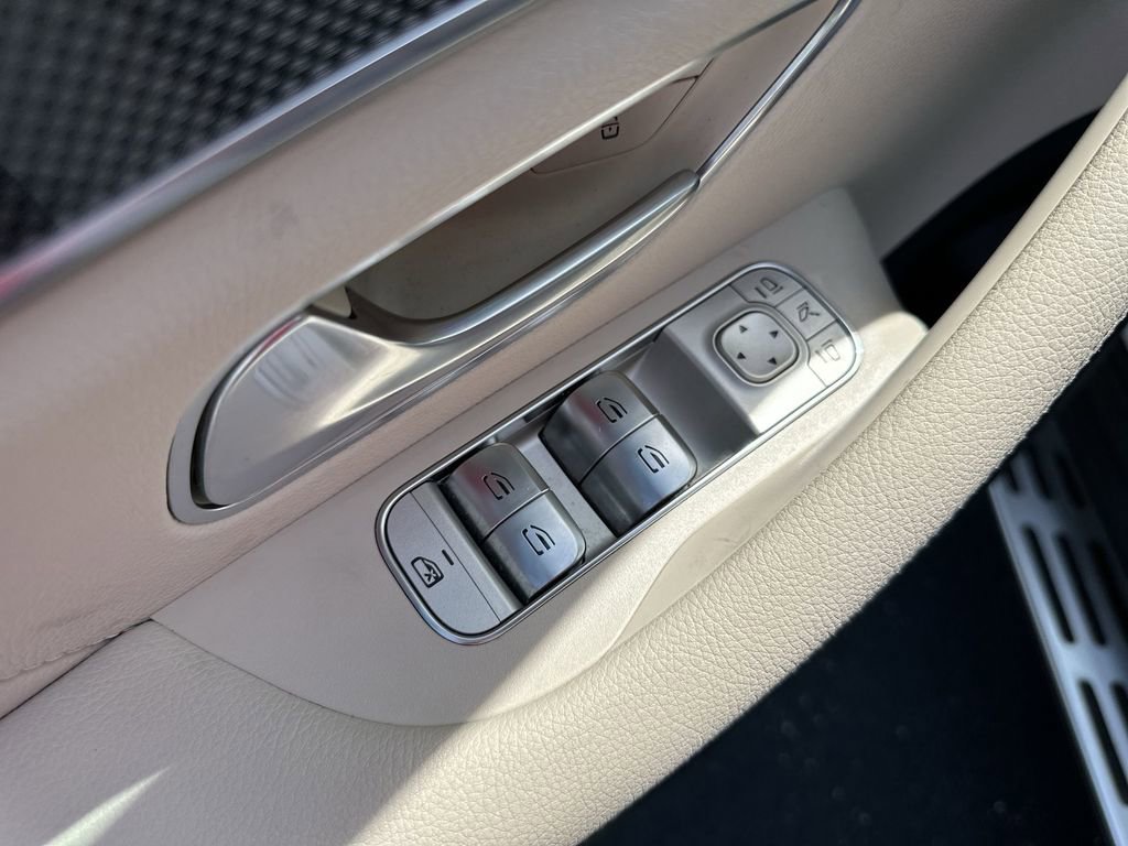 Used 2021 Mercedes-Benz GLE 350 4MATIC image 19