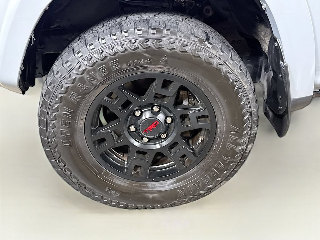 Used 2017 Toyota 4Runner TRD Pro AWD/4WD image 40