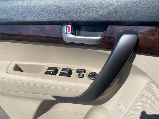 Used 2015 Kia Sorento LX FWD image 18