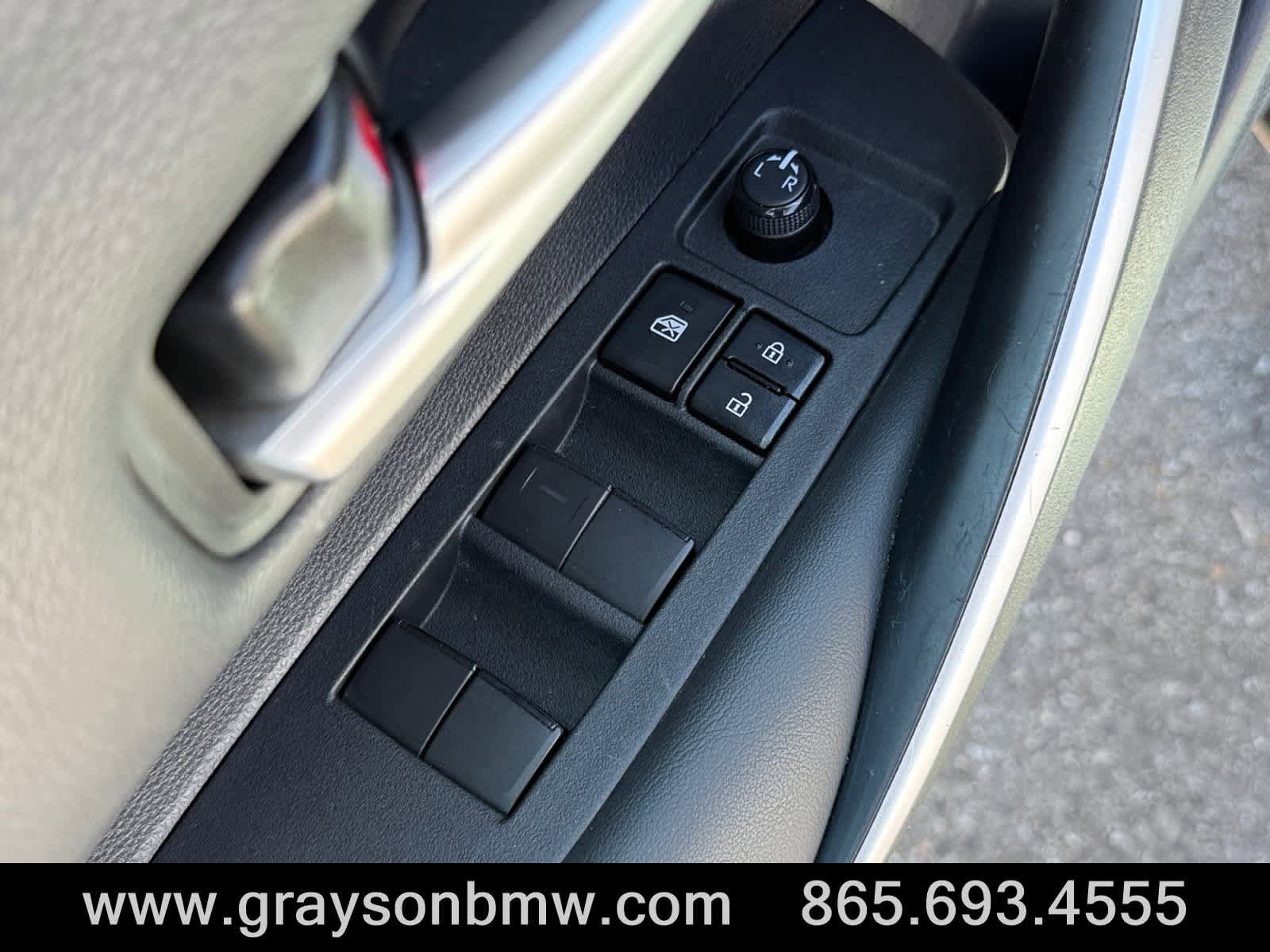 Used 2024 Toyota Corolla Sedan w/ SE Convenience Package image 12