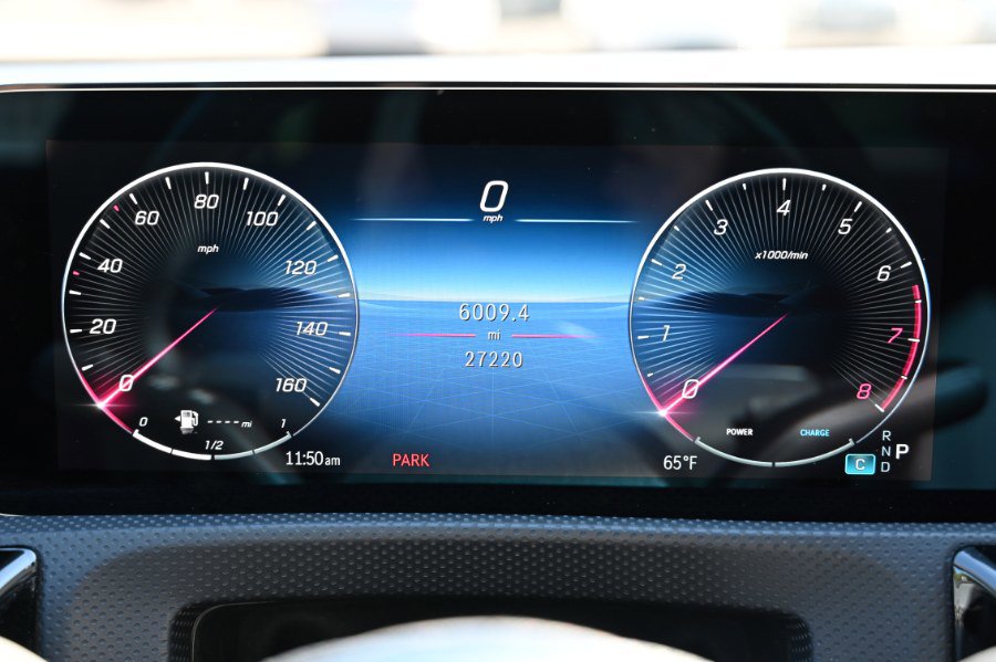 Used 2025 Mercedes-Benz CLA 250 4MATIC image 21