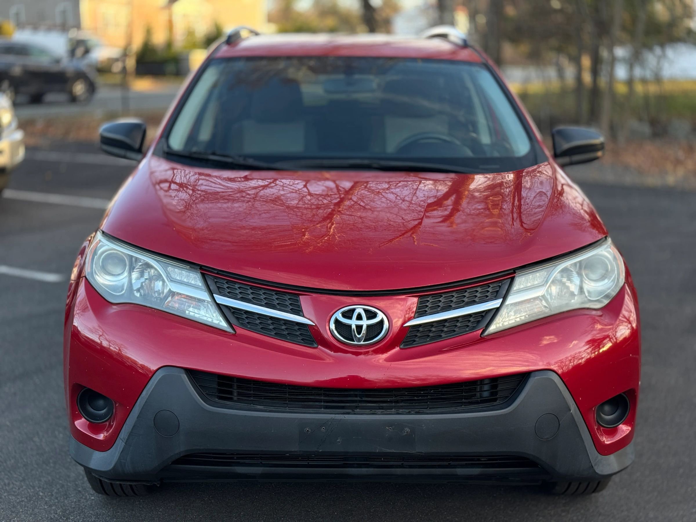 Used 2015 Toyota RAV4 LE image 2