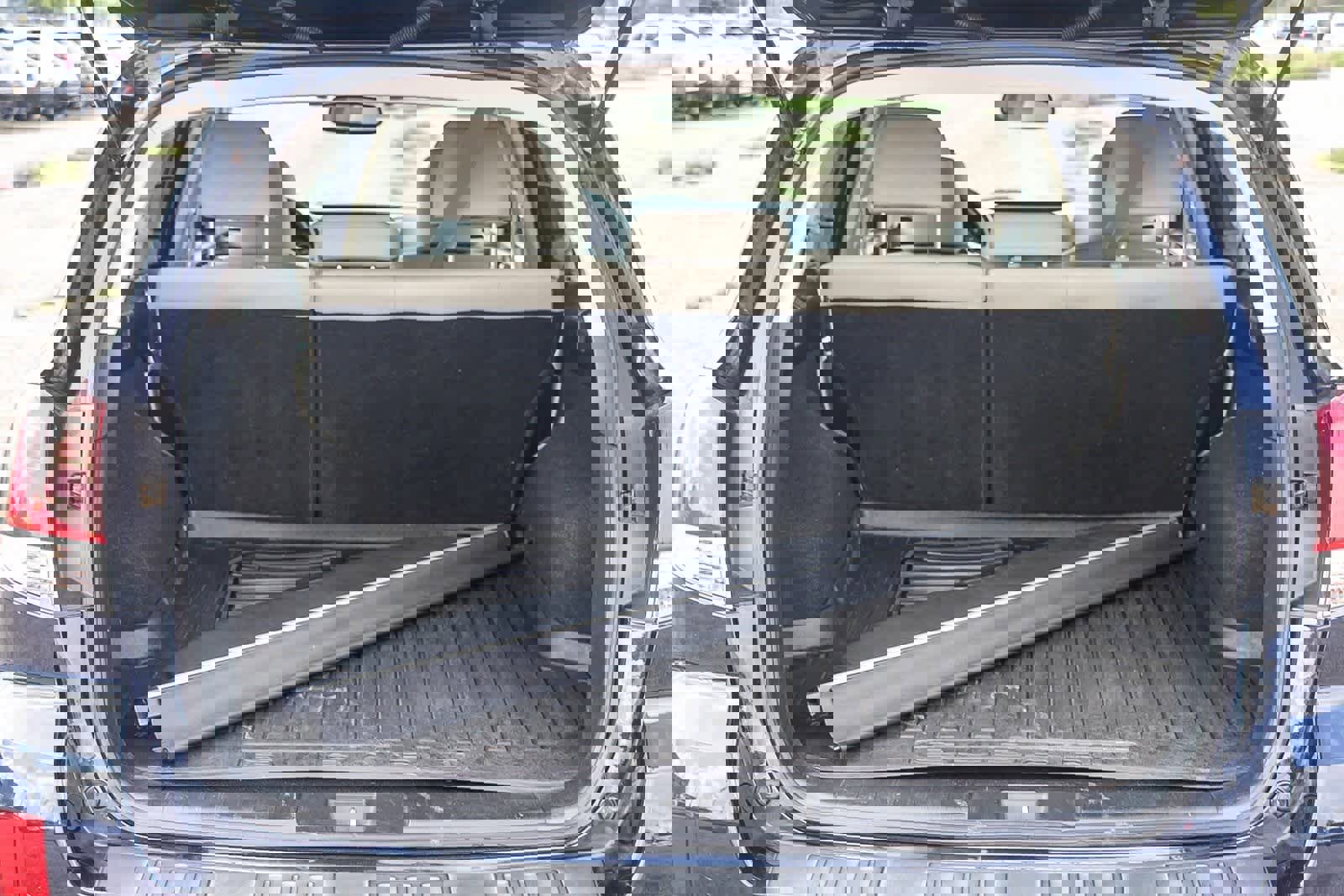 Used 2014 Subaru Outback 3.6R Limited image 25