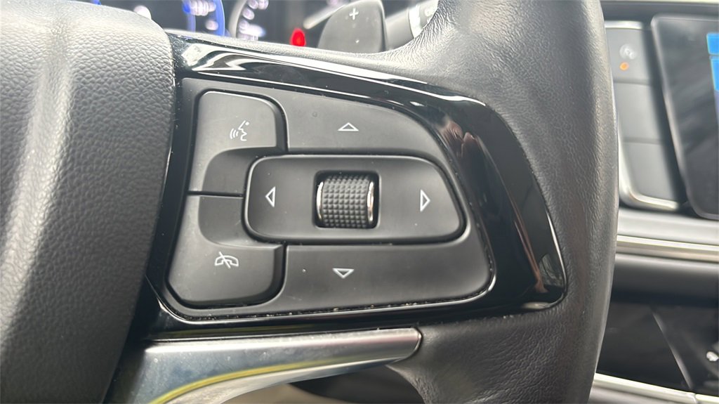 Used 2023 Buick Enclave Avenir image 31