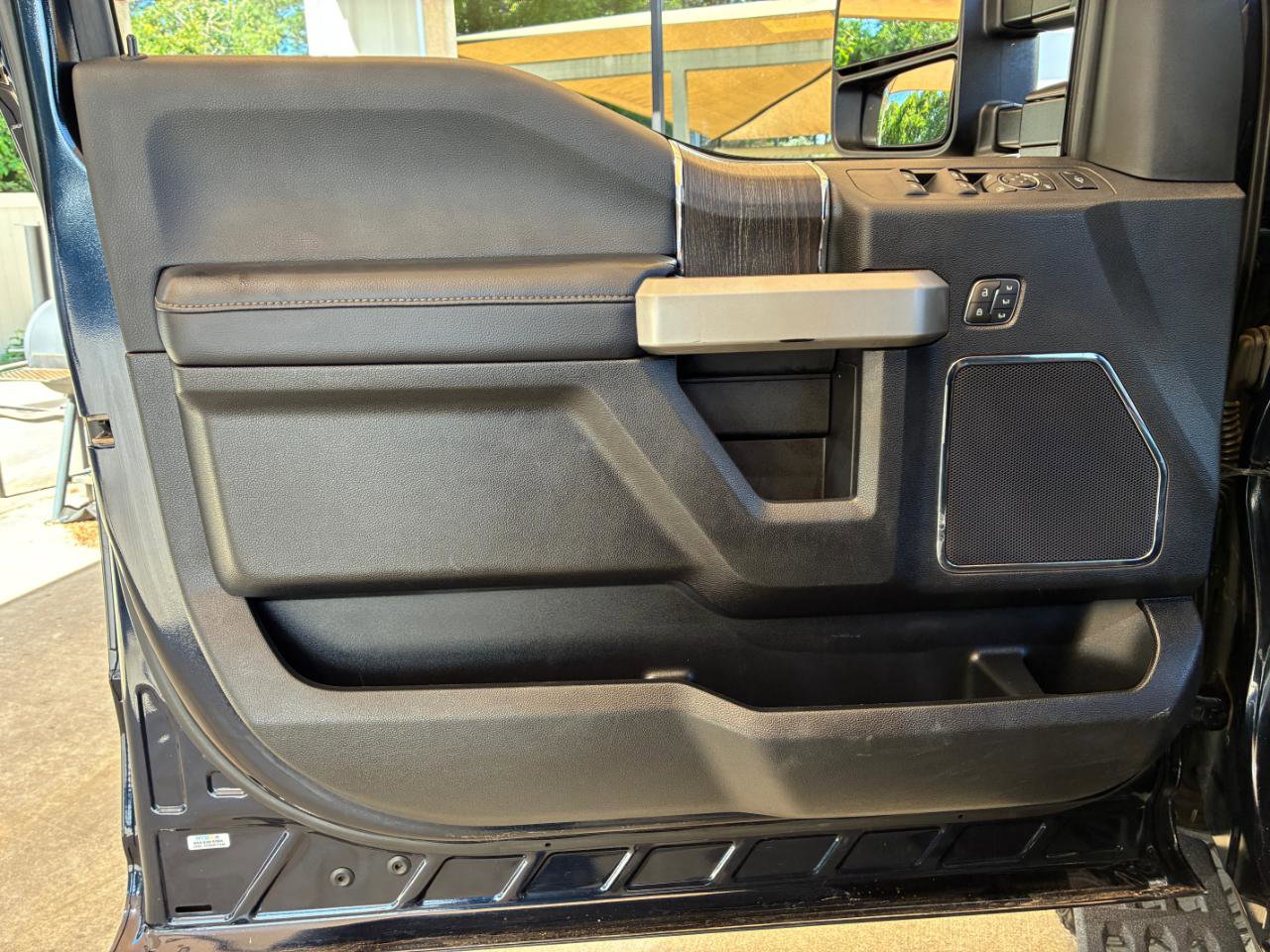 Used 2021 Ford F250 Lariat AWD/4WD image 10
