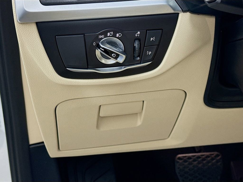 Used 2022 BMW X3 xDrive30i w/ Convenience Package image 13