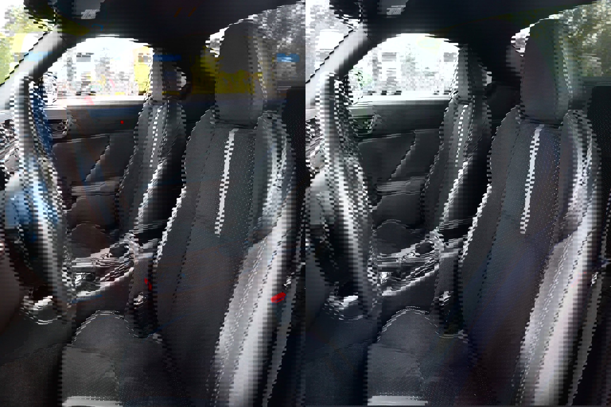 Used 2022 Toyota GR86 Premium w/ ALL Weather Mat Package (TMS) image 6