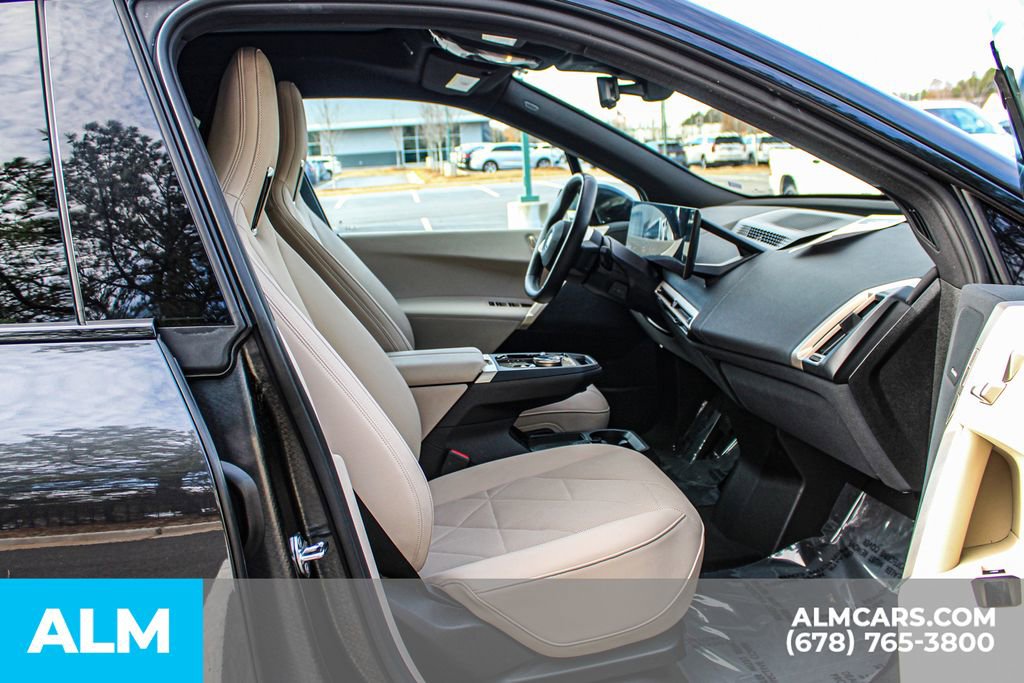 Used 2023 BMW iX xDrive50 w/ Convenience Package image 21