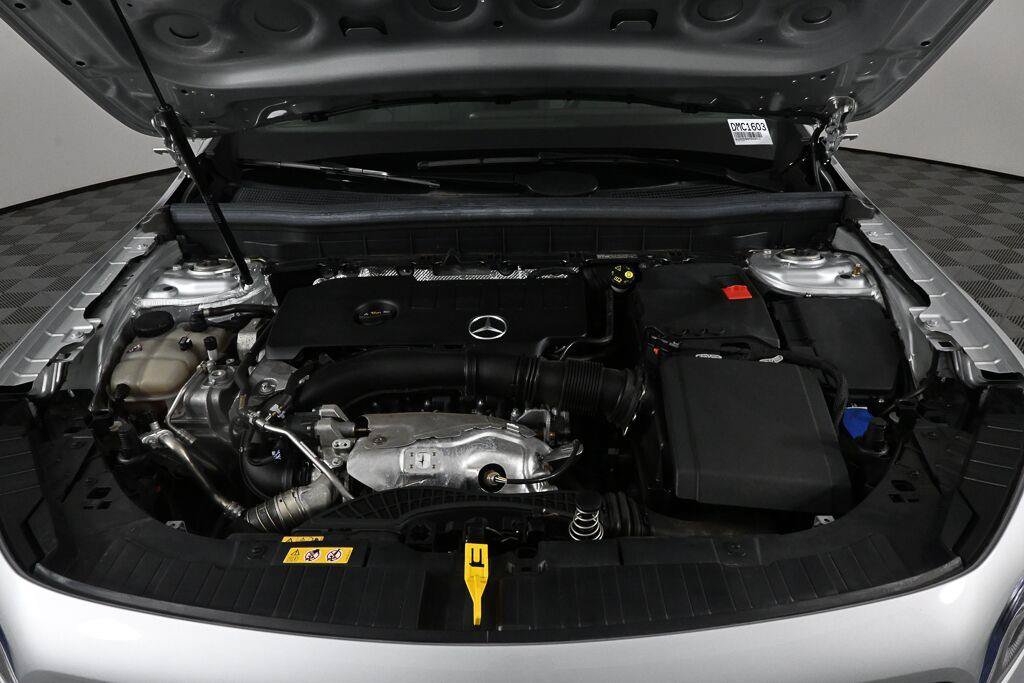 Certified 2023 Mercedes-Benz GLB 250 4MATIC image 32