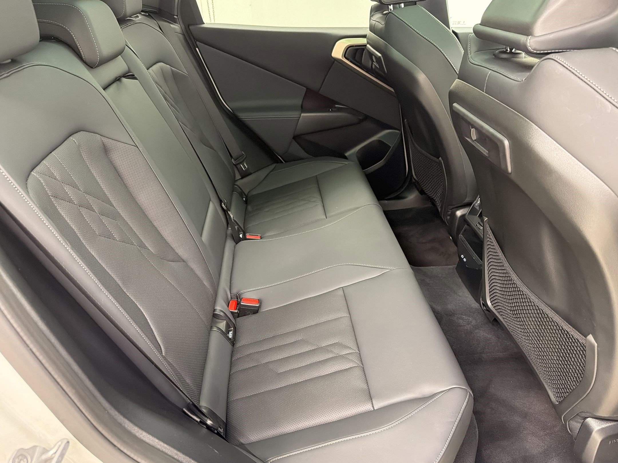 Used 2025 BMW X3 xDrive30i w/ Premium Package AWD/4WD image 29