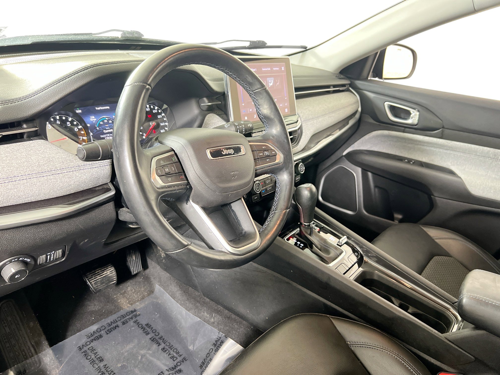 Used 2022 Jeep Compass Latitude w/ Convenience Group image 9