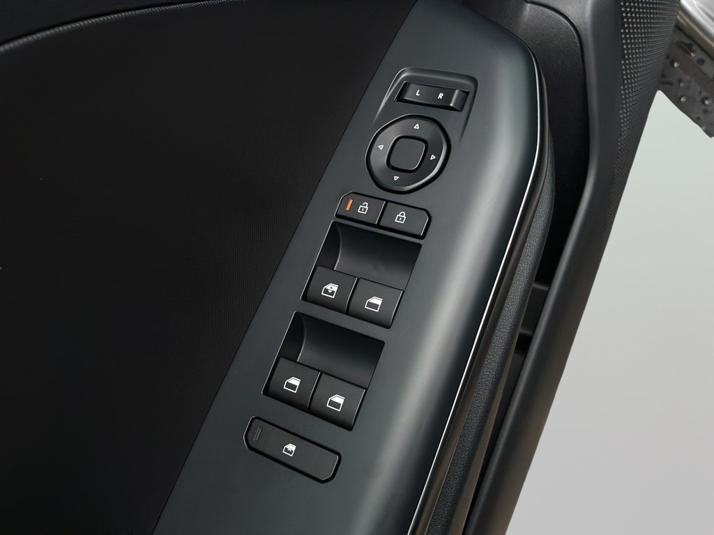 New 2026 Kia K4 FWD image 12