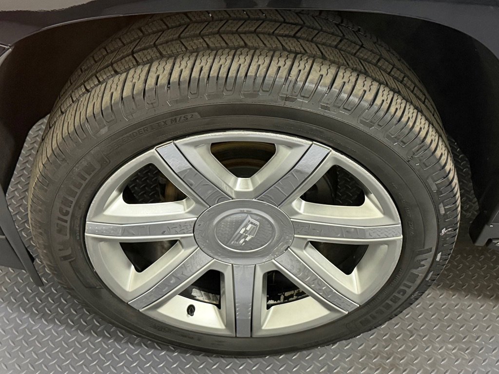 Used 2019 Cadillac Escalade ESV Luxury image 22