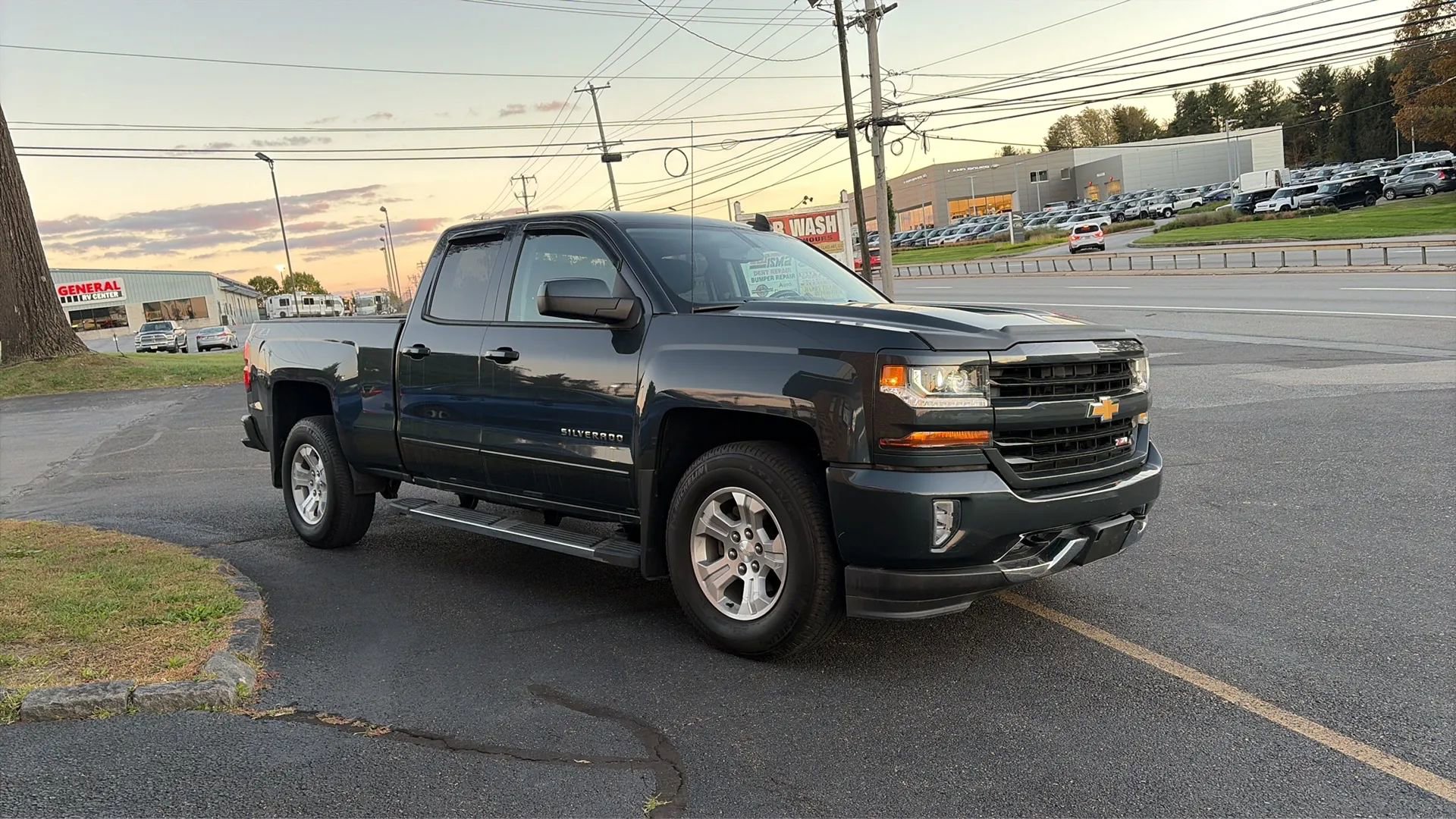 Used 2019 Chevrolet Silverado 1500 LT w/ All Star Edition image 13