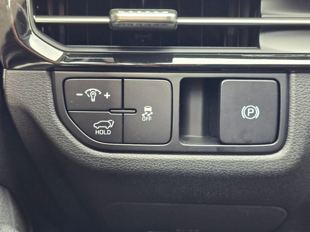 New 2026 Kia Sportage EX image 22