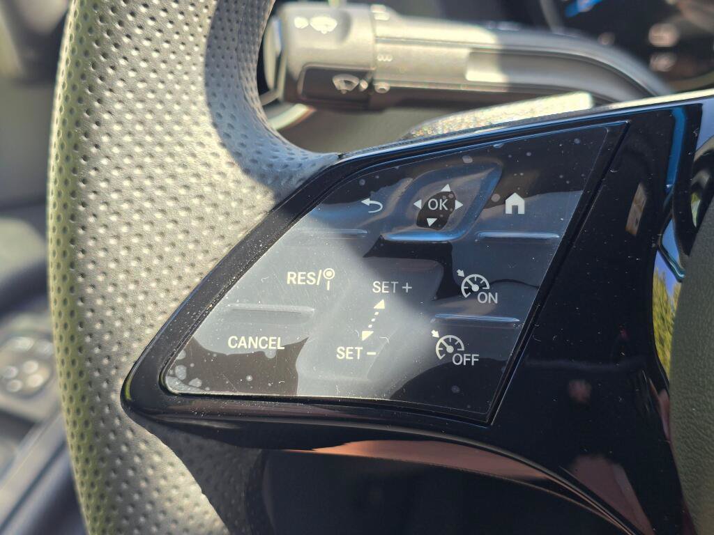 New 2025 Mercedes-Benz eSprinter 170 Cargo image 37