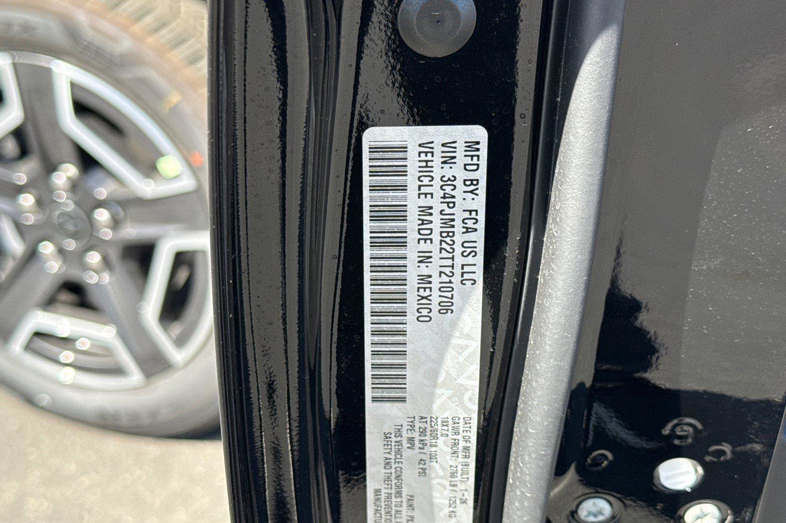New 2026 Jeep Cherokee Laredo AWD/4WD image 27