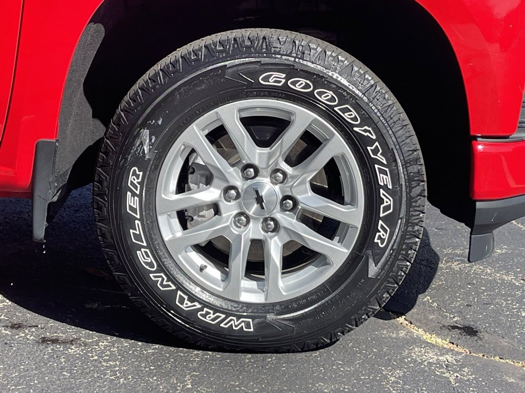 Certified 2020 Chevrolet Silverado 1500 RST image 9