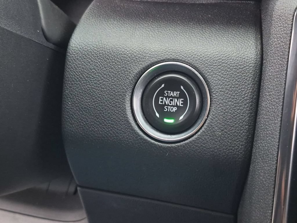 Used 2025 GMC Acadia AT4 AWD/4WD image 17