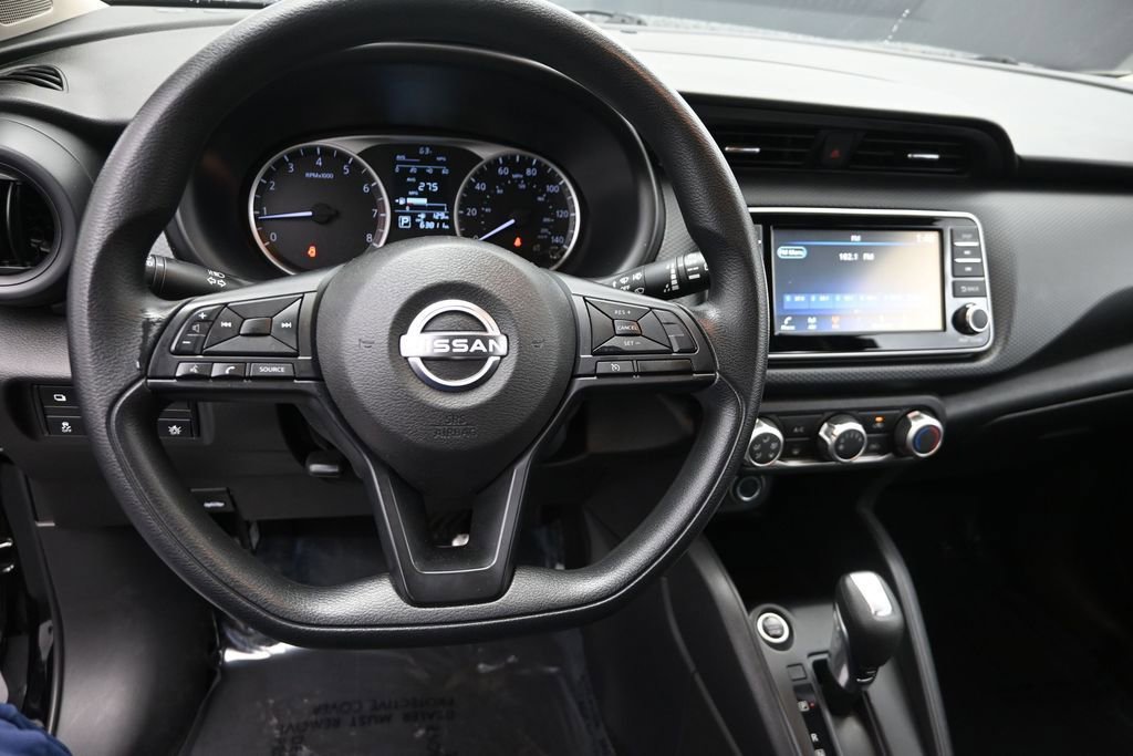 Used 2023 Nissan Kicks S FWD image 18