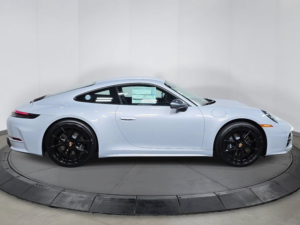 New 2026 Porsche 911 Carrera T RWD image 8